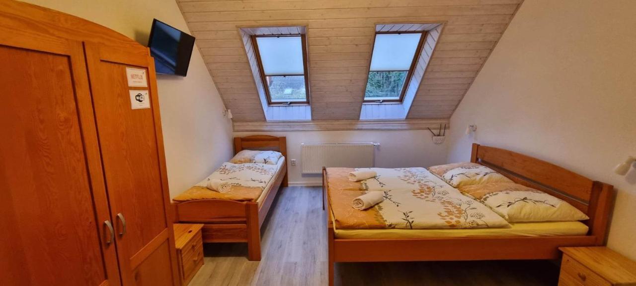 Pod Zaglami Apartment Pobierowo Exterior photo